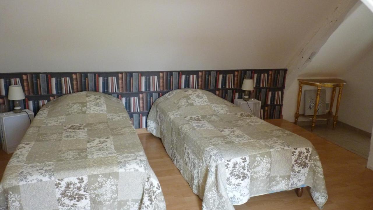 La Cyrillaure Bed & Breakfast Mosnes ภายนอก รูปภาพ
