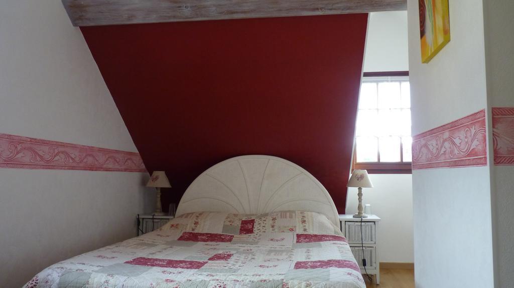 La Cyrillaure Bed & Breakfast Mosnes ภายนอก รูปภาพ